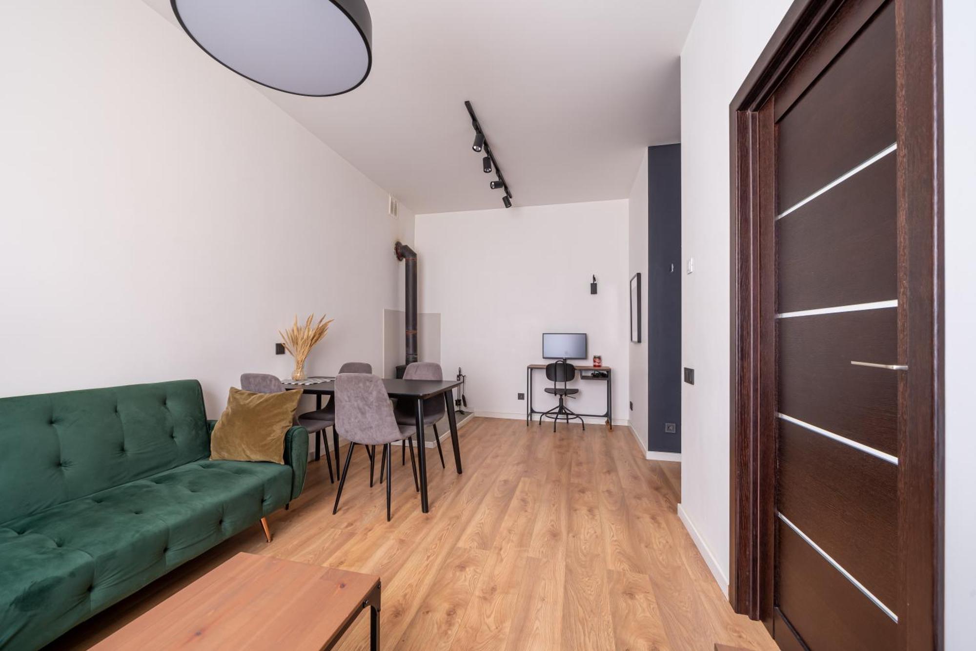 Appartamento Lienes Iela Gem 1br With Fireplace In Historic Unesco Center Riga